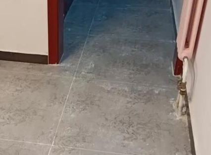 呈贡瓷砖空鼓维修公司分享下呈贡地砖空鼓了怎么办